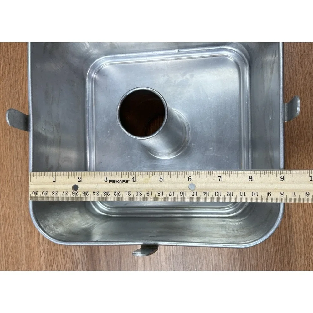 Vintage Comet Aluminum 2pc Square Angel Food Cake Bundt Pan 9x9x4, Cooling Feet